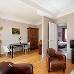 Paris 16 - Appartement Avec Vue Sur La Seine