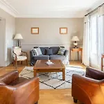 Paris 16 - Appartement Avec Vue Sur La Seine